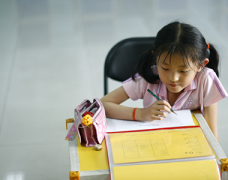 孩子主動學習讓媽媽省心不少